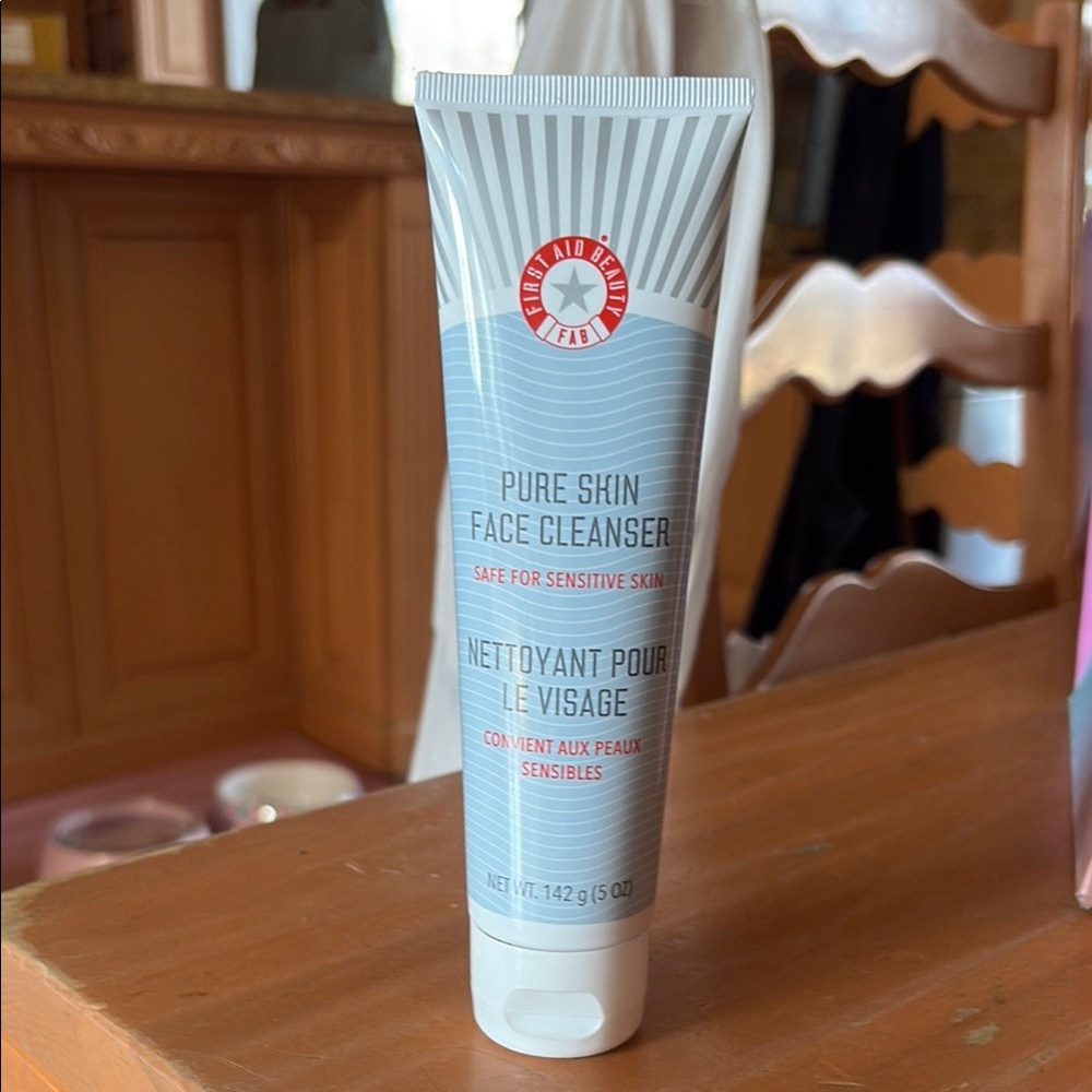 First Aid Beauty Pure Skin Face Cleanser